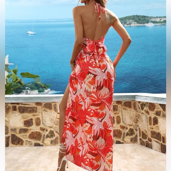 Floral Print Twist Front Cut Out Split Thigh Tie Backless Halter Dress (Size: S) - Picture 2 of 4